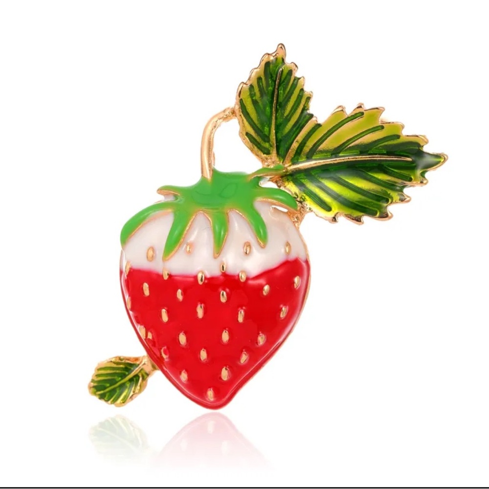 New Strawberry Brooch Trendy and Fashion Jewelry